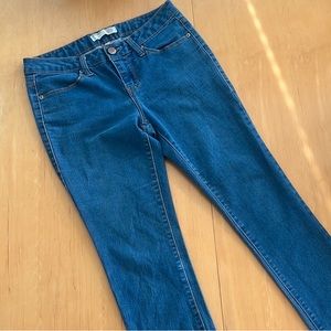 No Boundaries Stretchy Jeans